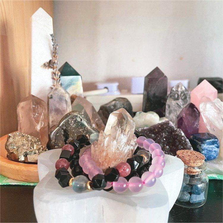 Top 10 Crystals for Healing Throat Chakra: Unlock Your True Voice
